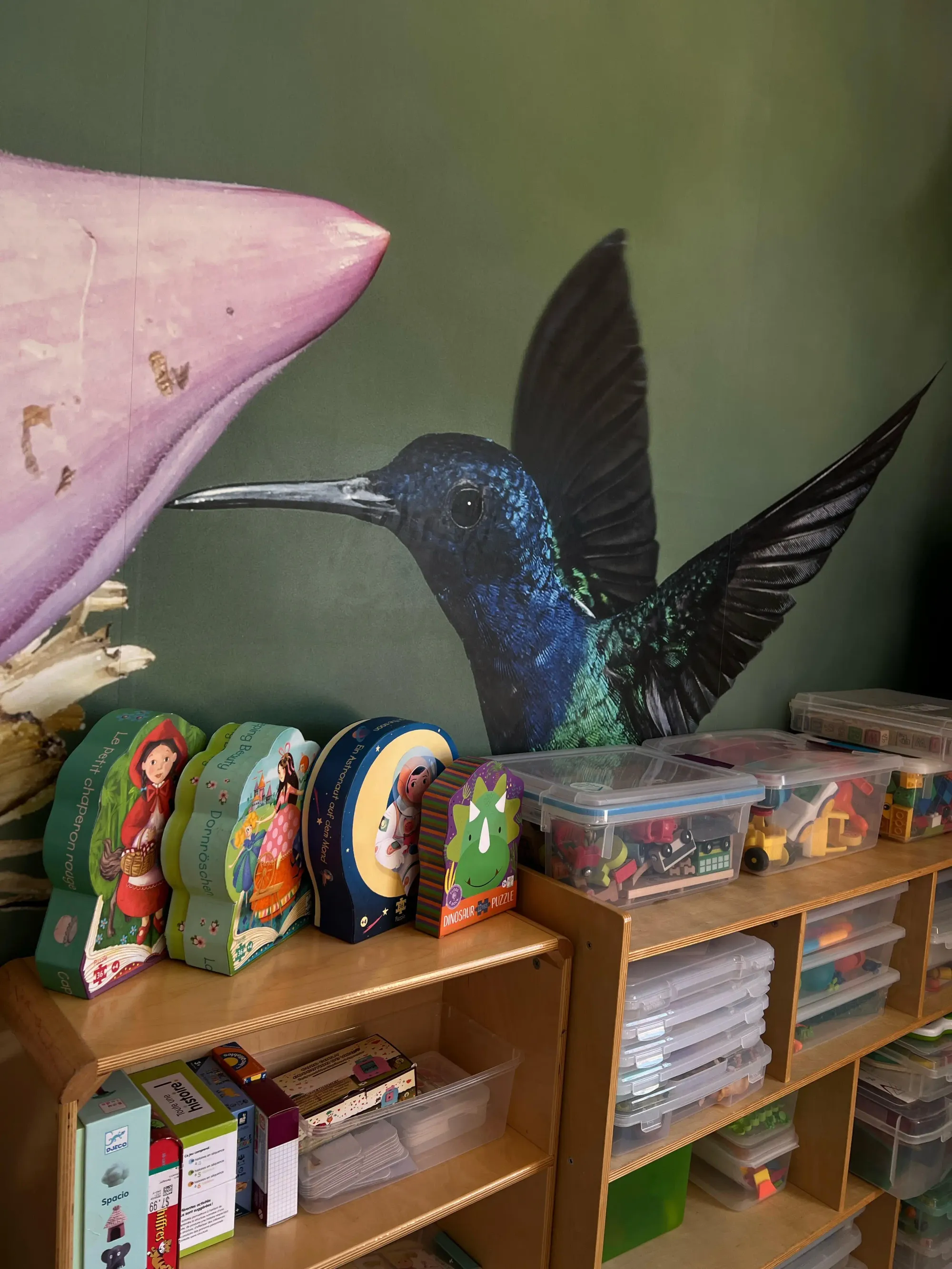 Pourquoi réaménager le local et faire une rotation des jouets est important en petite enfance!